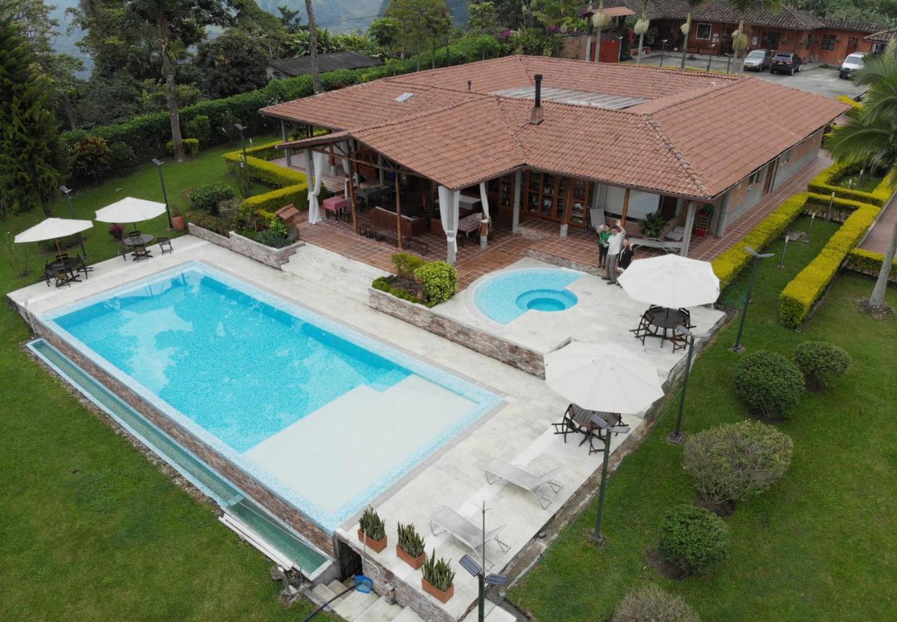 Finca Del Cafe - Casa Typica Santa Rosa de Cabal Dış mekan fotoğraf